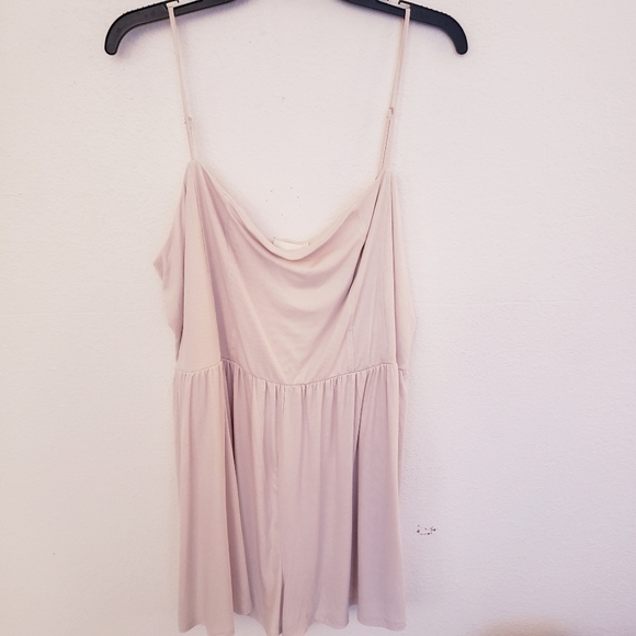 H&M Pants - H&M Pink/Taupe Spaghetti Strap Romper Size XXL NWT